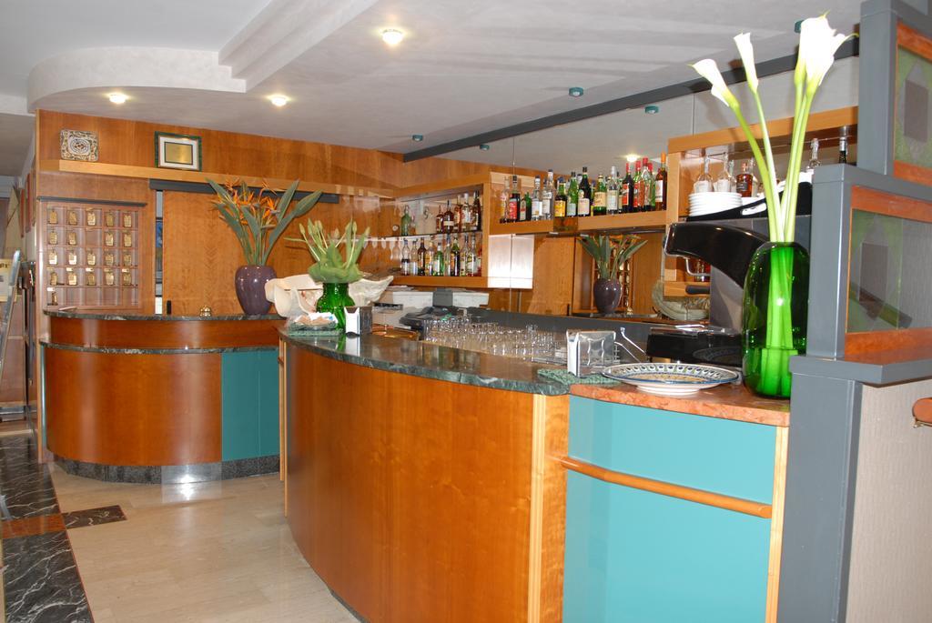 Hotel Sole Giulianova Eksteriør bilde