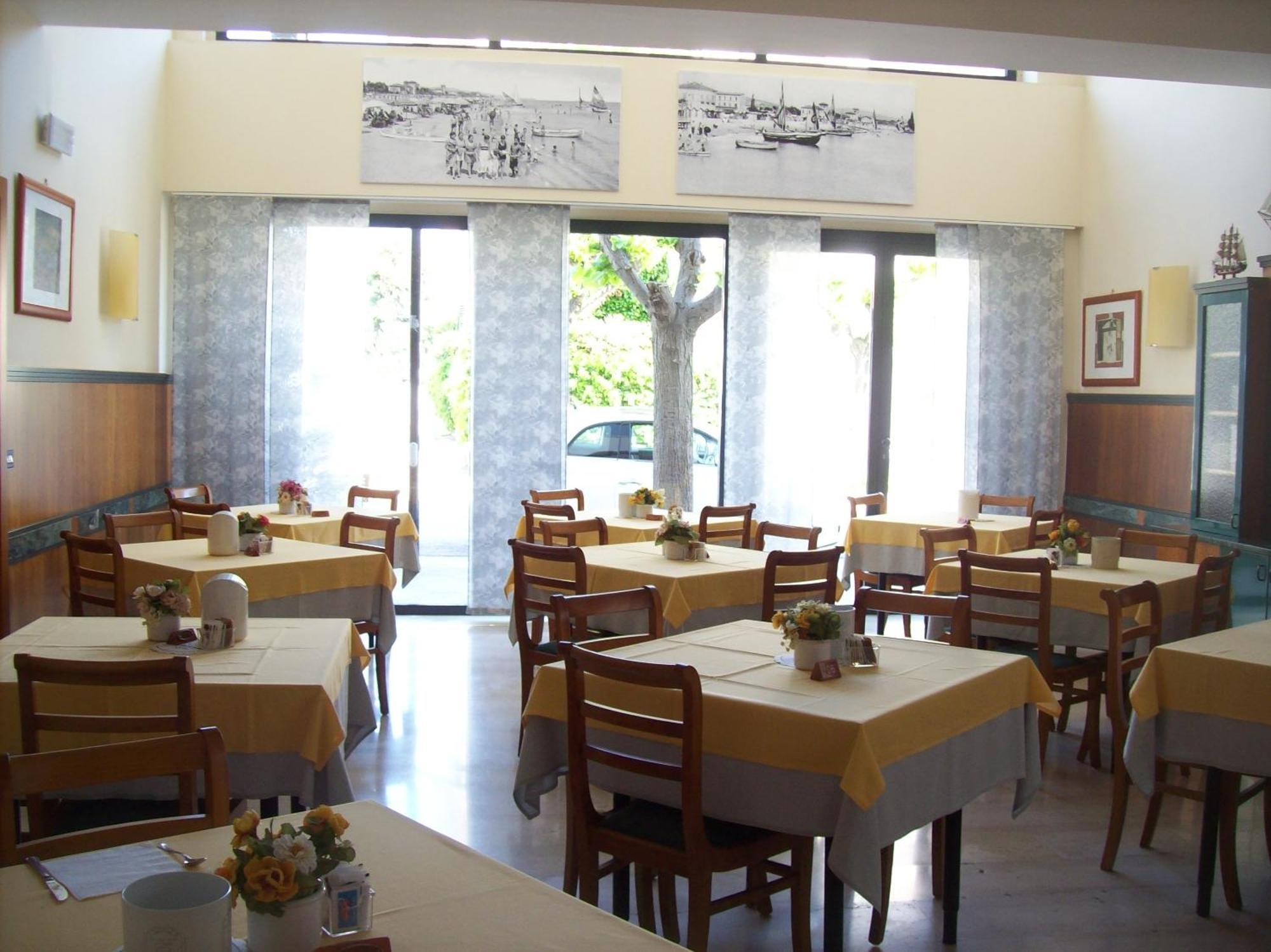 Hotel Sole Giulianova Eksteriør bilde