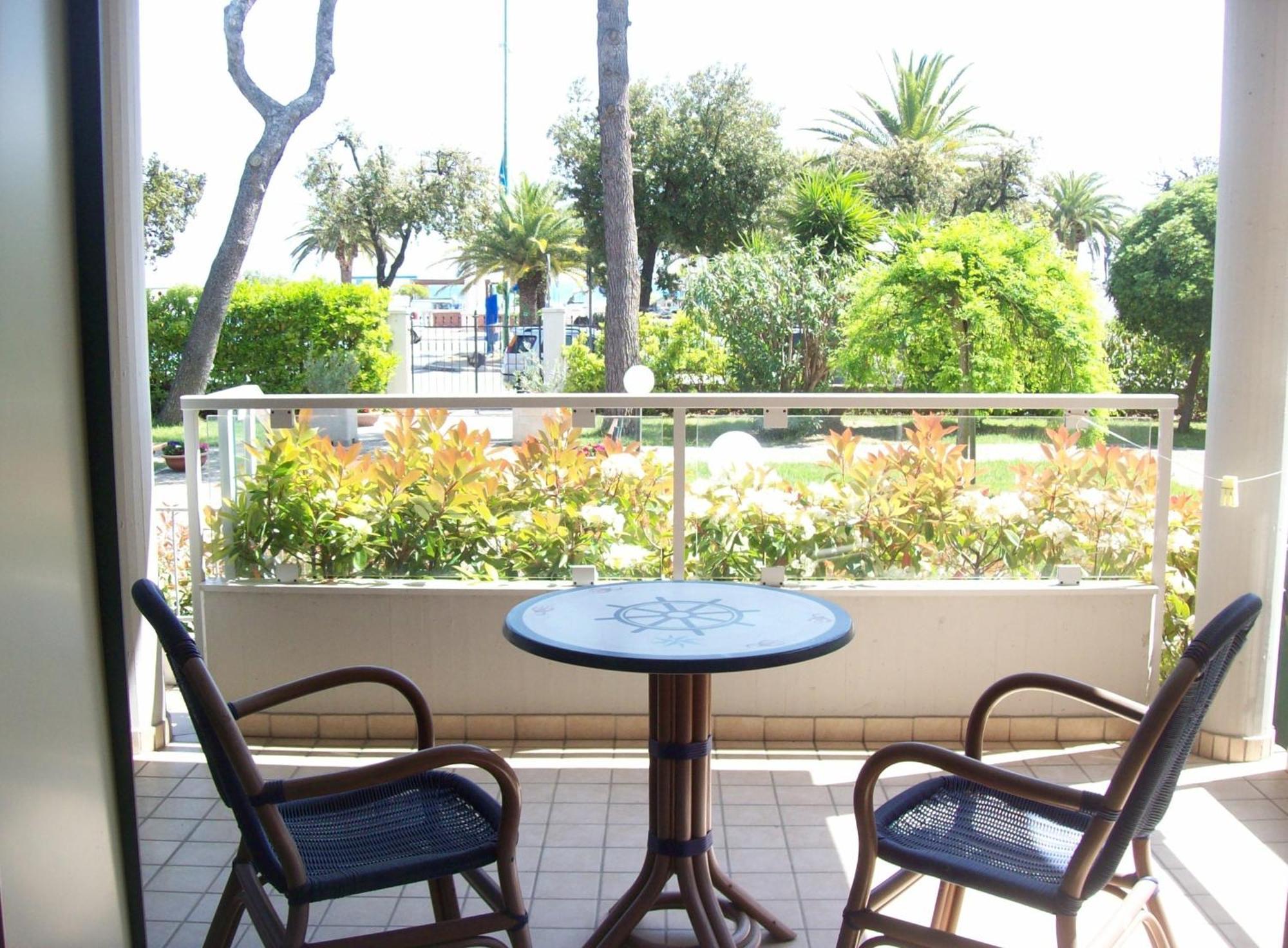 Hotel Sole Giulianova Eksteriør bilde
